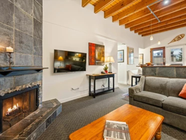 515 4200 Whistler Way, Whistler, BC, Whistler — Apartment/Condo for sale