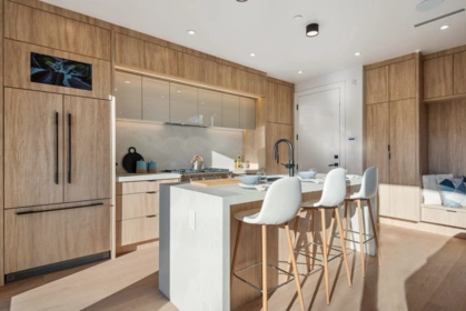 Breakfast Nook Photo of 2 3620 W 20th Avenue, Vancouver, BC