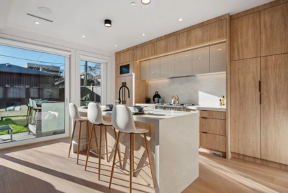 Kitchen Island Photo of 2 3620 W 20th Avenue, Vancouver, BC