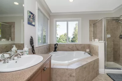 Mudroom Photo of 11455 154a Street, Surrey, BC
