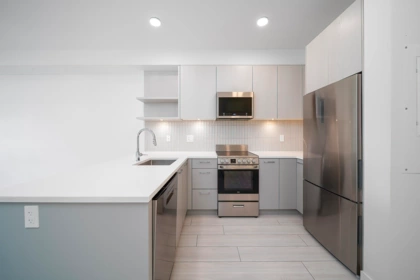 302 10777 138 Street, Surrey, BC