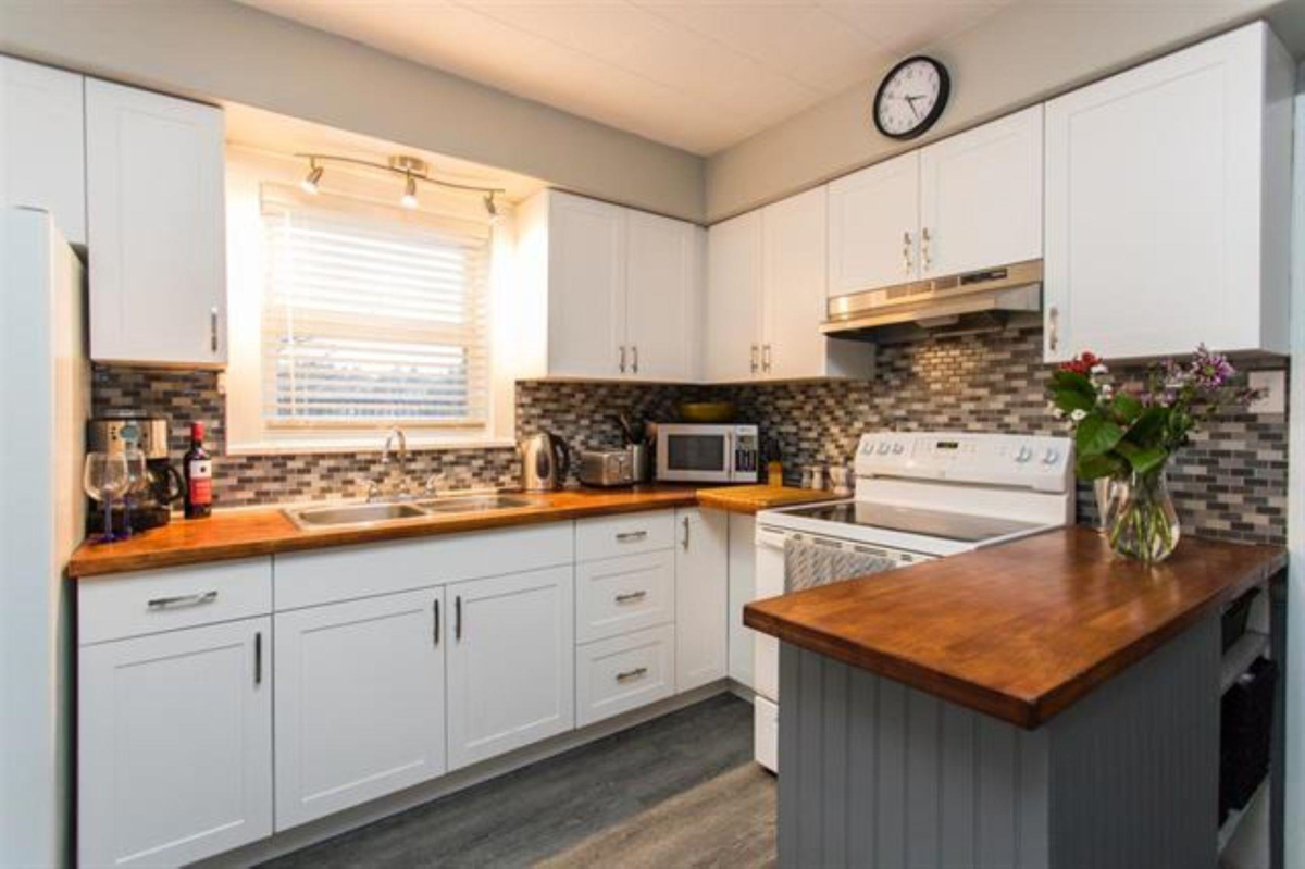 Family Room Photo of 2340 Mckenzie Road, Abbotsford, BC