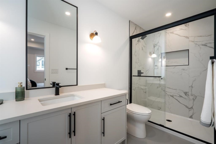 Entry Foyer Photo of 16625 Bell Road, Surrey, BC