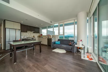 1806 567 Clarke Road, Coquitlam, BC