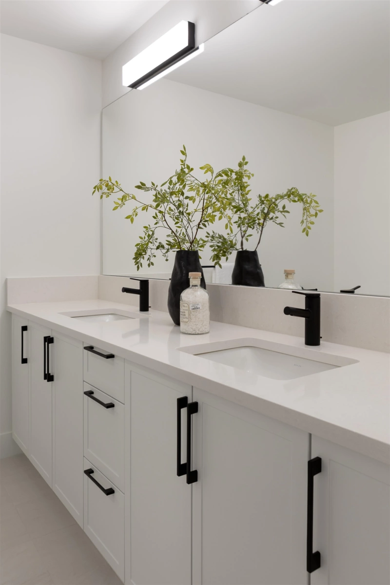 Primary Bathroom Photo of 103 3465 146a Street, Surrey, BC