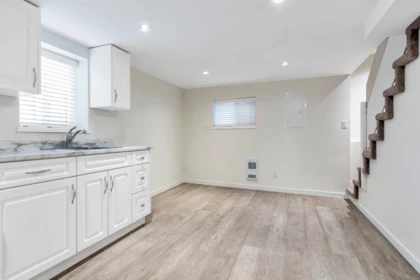 Powder Room Photo of 2052 E 41st Avenue, Vancouver, BC