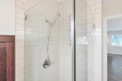 Walk-In Closet Photo of 2052 E 41st Avenue, Vancouver, BC