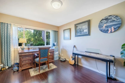 Kitchen Photo of 5681 Sardis Crescent, Burnaby, BC