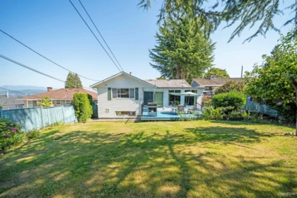 Office / Den Photo of 5681 Sardis Crescent, Burnaby, BC