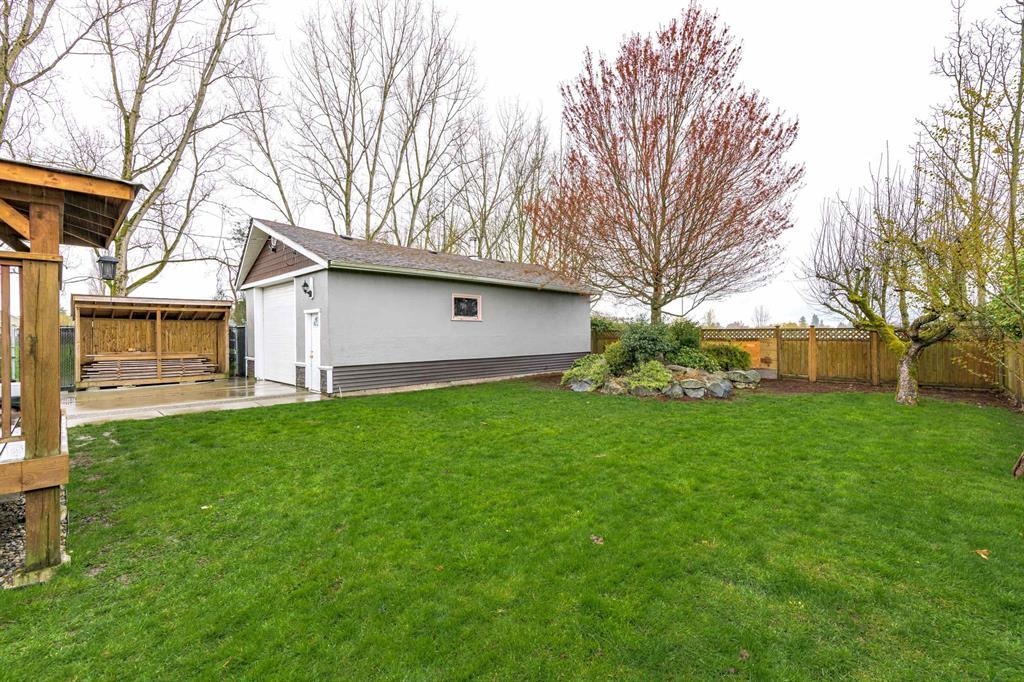 Backyard Photo of 4729 60b Street, Delta, BC