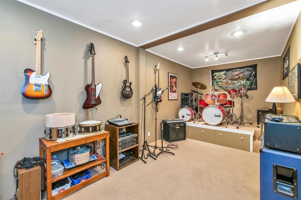 Hallway Photo of 4729 60b Street, Delta, BC