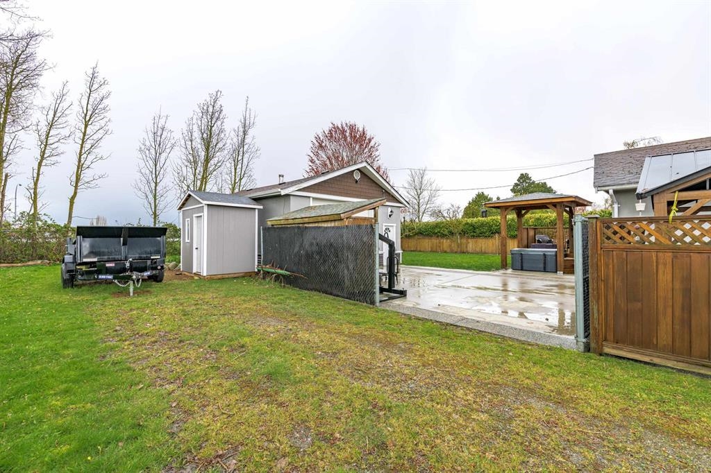 Outdoor Kitchen Photo of 4729 60b Street, Delta, BC