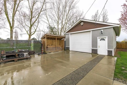 Laundry Room Photo of 4729 60b Street, Delta, BC