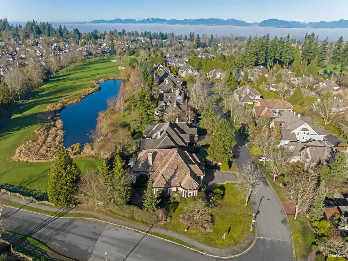 Fitness Center Photo Near 15783 Collingwood Crescent, Surrey, BC
