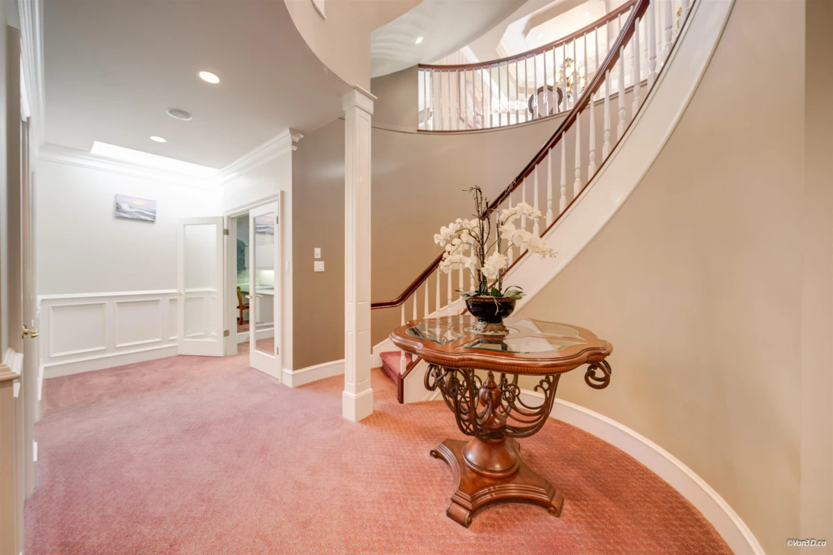 Hallway Photo of 15783 Collingwood Crescent, Surrey, BC