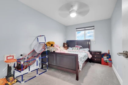 Basement Recreation Room Photo of 18239 68 Avenue, Surrey, BC