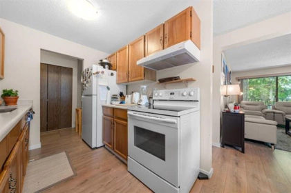 113 9952 149 Street, Surrey, BC, Surrey — Apartment/Condo for sale