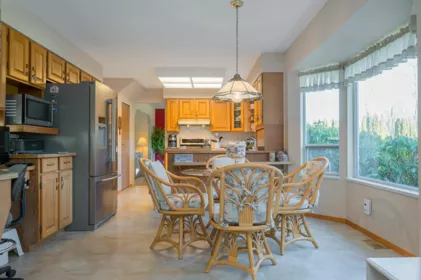 Basement Recreation Room Photo of 18825 76 Avenue, Surrey, BC