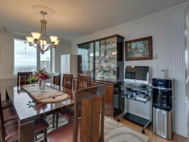 902 3920 Hastings Street, Burnaby, BC, Burnaby — Apartment/Condo for sale