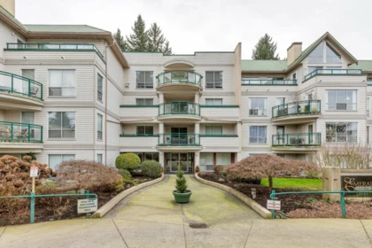 Hot Tub / Spa Photo of 102 33280 E Bourquin Crescent, Abbotsford, BC