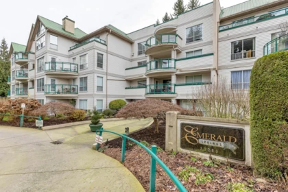 102 33280 E Bourquin Crescent, Abbotsford, BC, Abbotsford — Apartment/Condo for sale