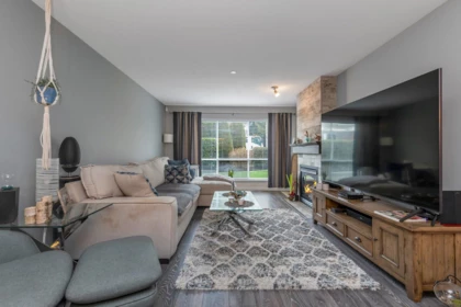 Pantry Photo of 102 33280 E Bourquin Crescent, Abbotsford, BC