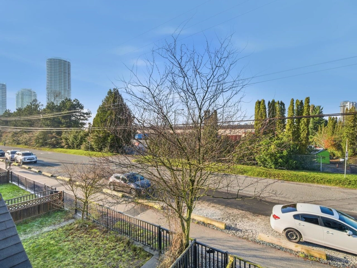 Primary Bathroom Photo of 7847 15th Street, Burnaby, BC