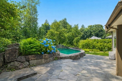 Garden / Landscaping Photo of 9833 182 Street, Surrey, BC