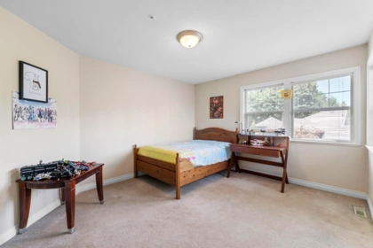 Office / Den Photo of 9833 182 Street, Surrey, BC