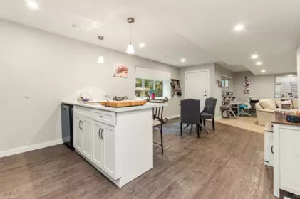 Hot Tub / Spa Photo of 5583 Thom Creek Drive, Chilliwack, BC