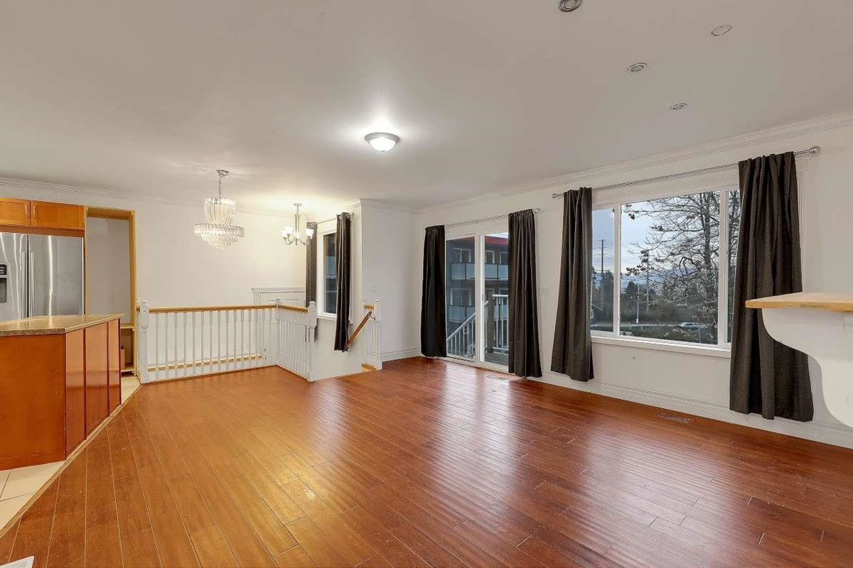 Dining Area Photo of 32774 7th Avenue, Mission, BC