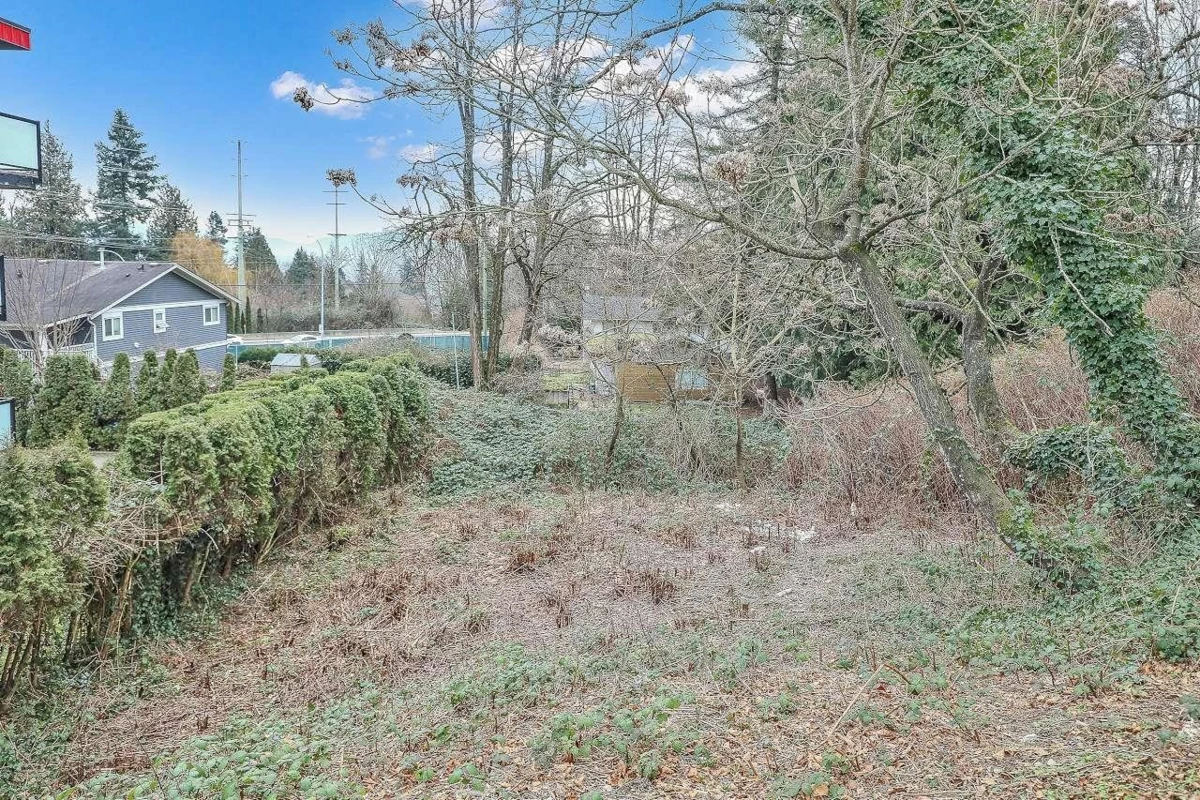 Garage Interior Photo of 32774 7th Avenue, Mission, BC