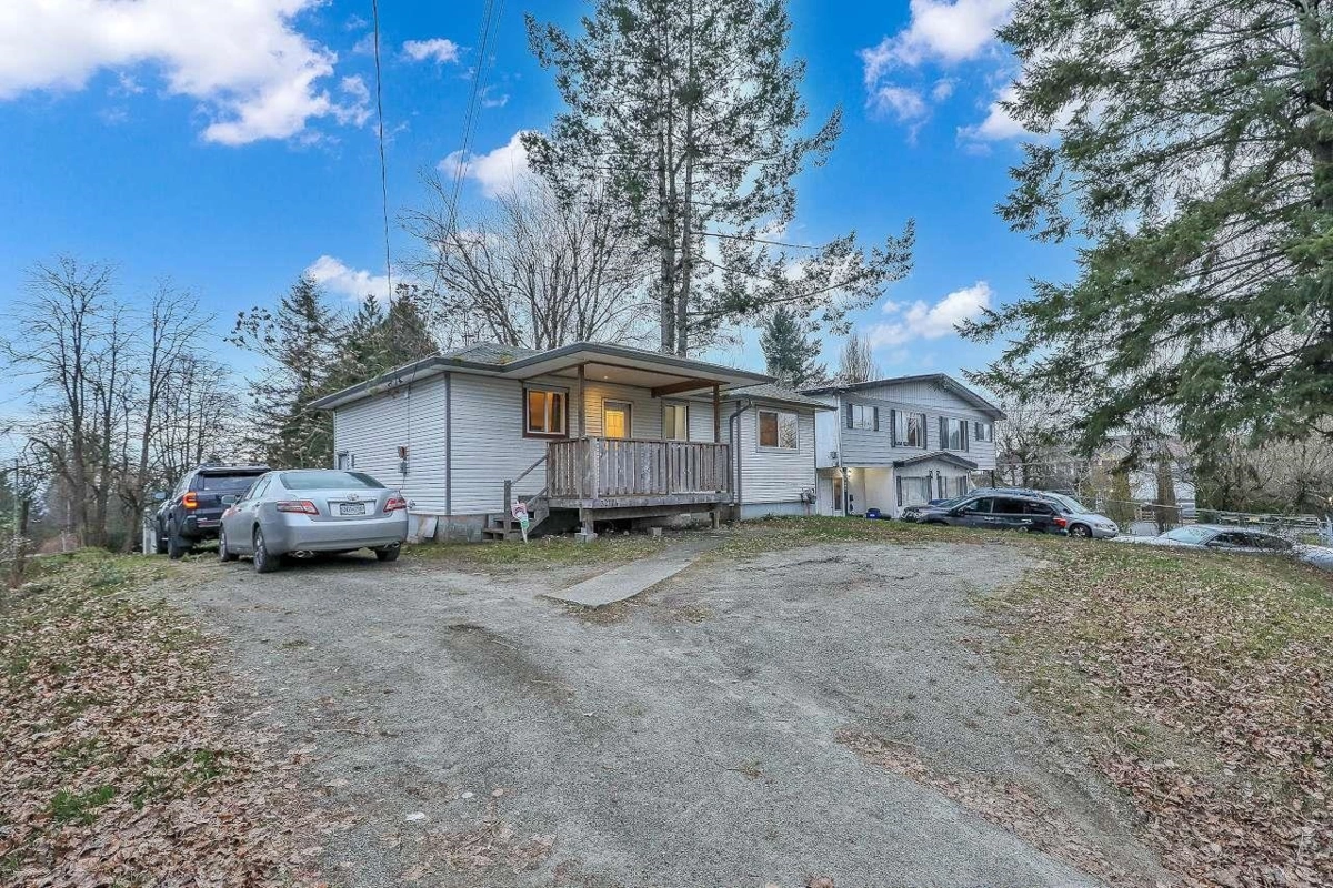 Garden / Landscaping Photo of 32774 7th Avenue, Mission, BC