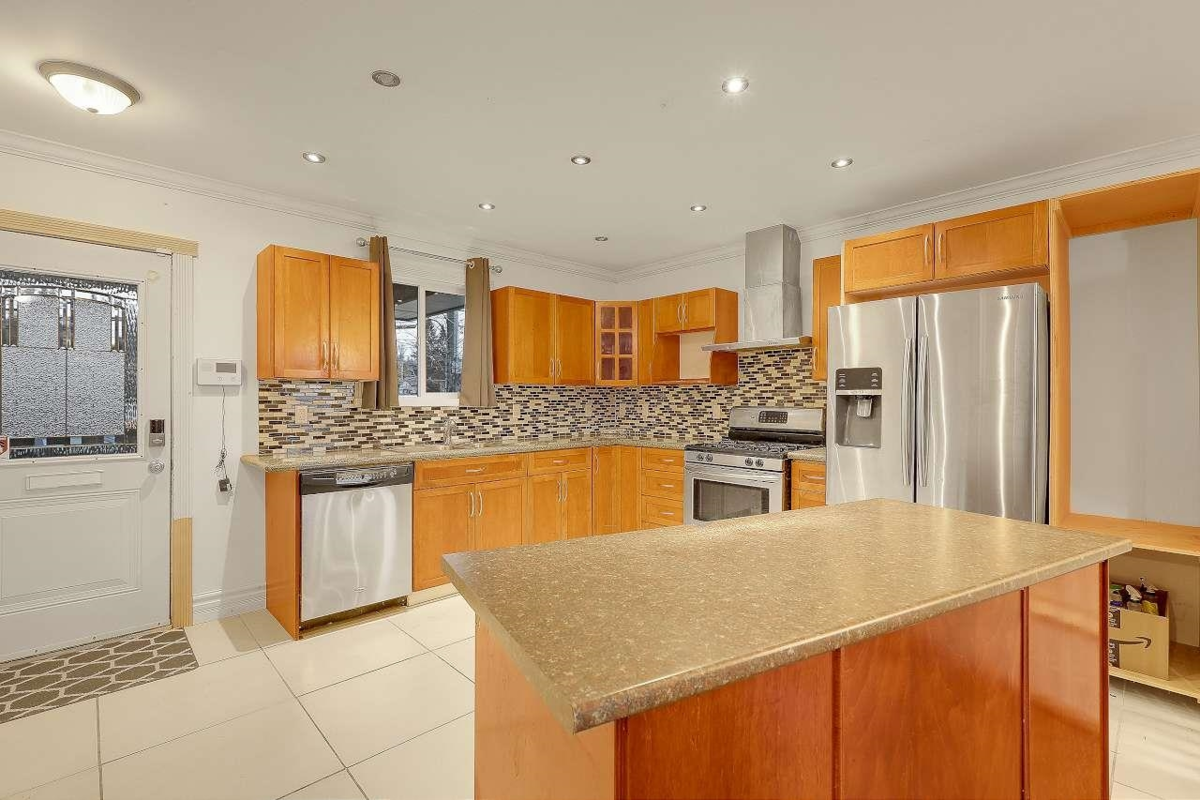 Pantry Photo of 32774 7th Avenue, Mission, BC