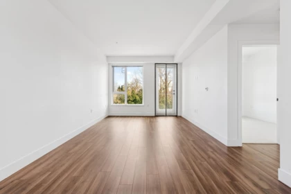 405 6933 Cambie Street, Vancouver, BC