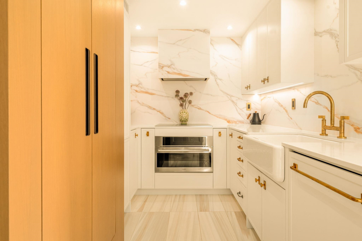 Basement Recreation Room Photo of 302 1008 Beach Avenue, Vancouver, BC