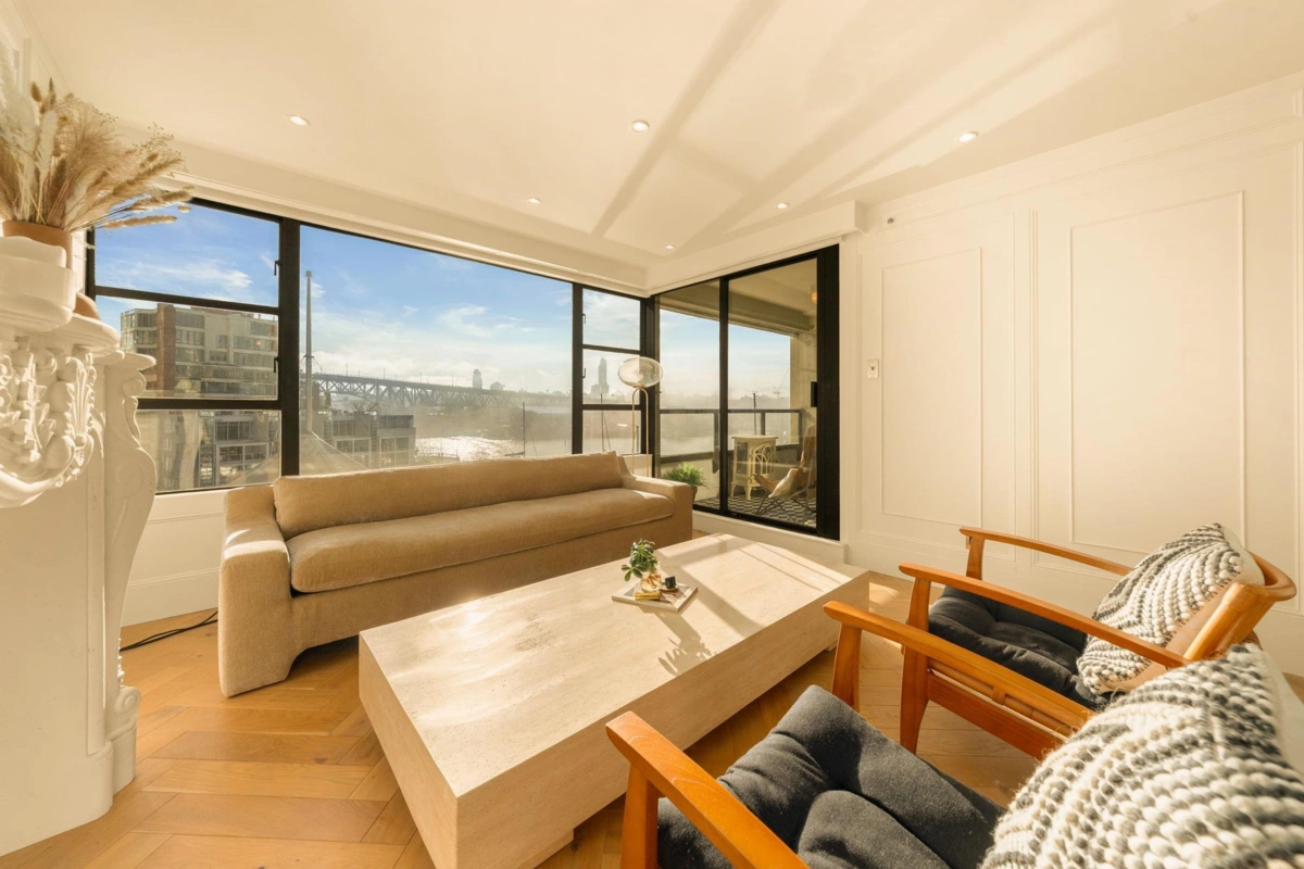 Kitchen Photo of 302 1008 Beach Avenue, Vancouver, BC