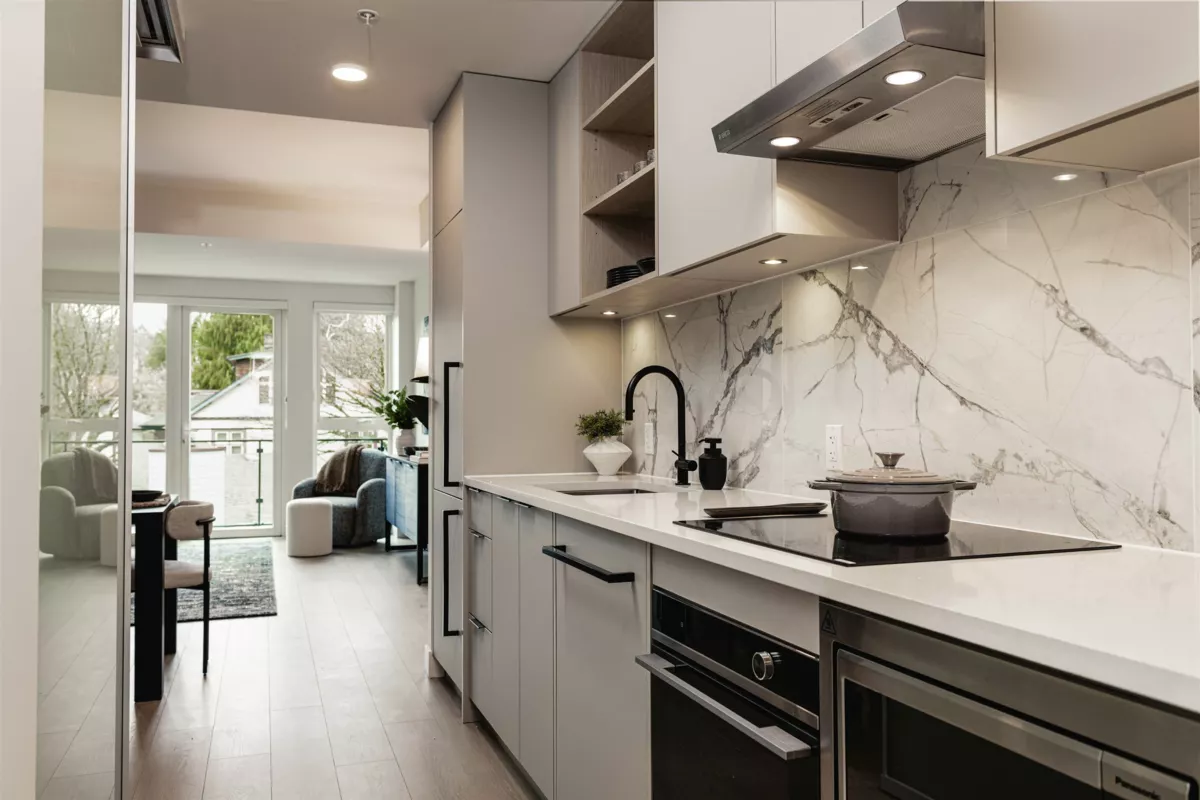 Family Room Photo of 419 422 E 3rd Street, North Vancouver, BC