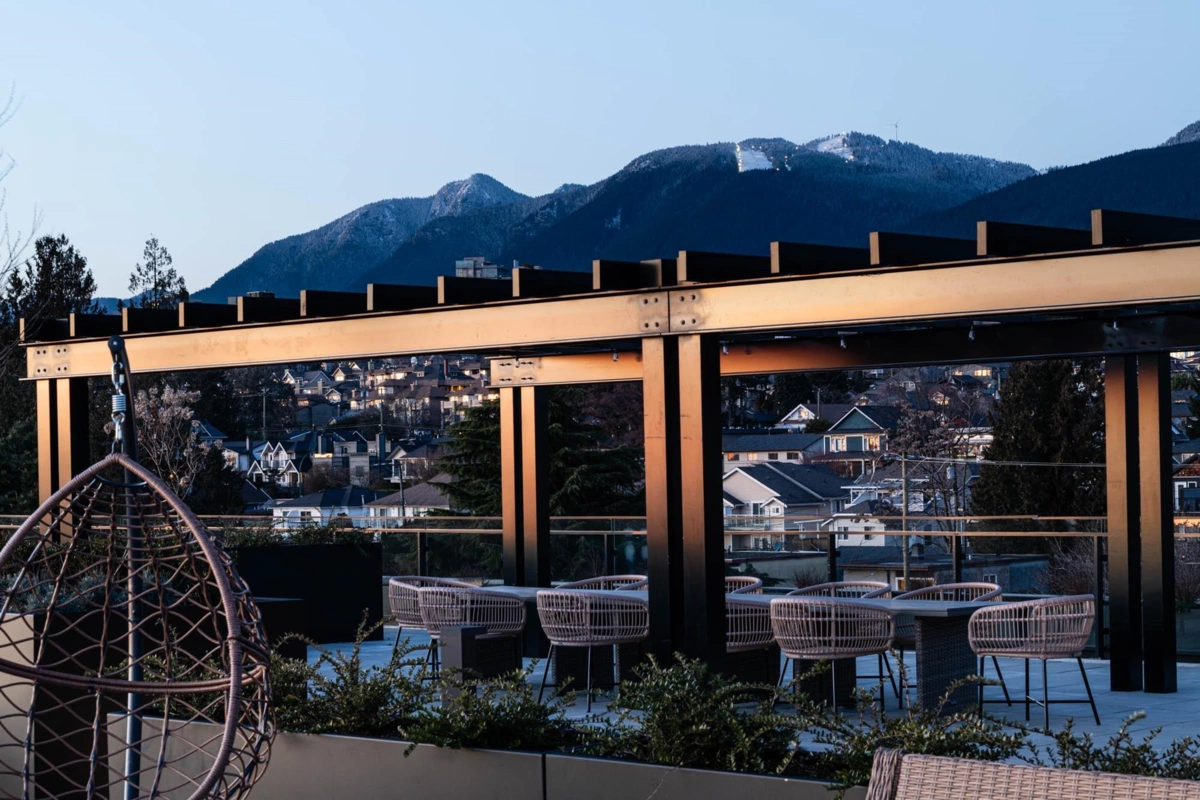 Swimming Pool Photo of 419 422 E 3rd Street, North Vancouver, BC