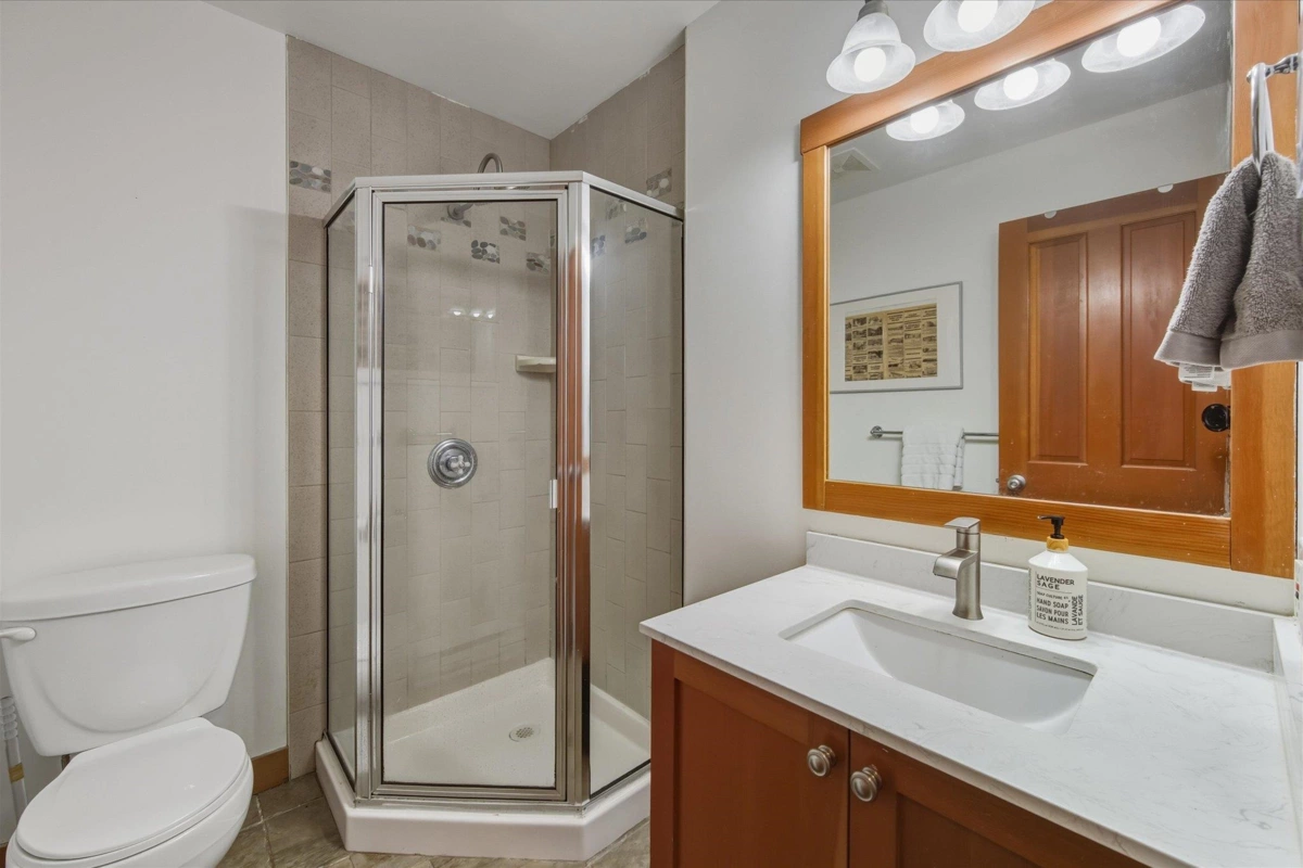 Bedroom 3 Photo of 20 1530 Tynebridge Lane, Whistler, BC