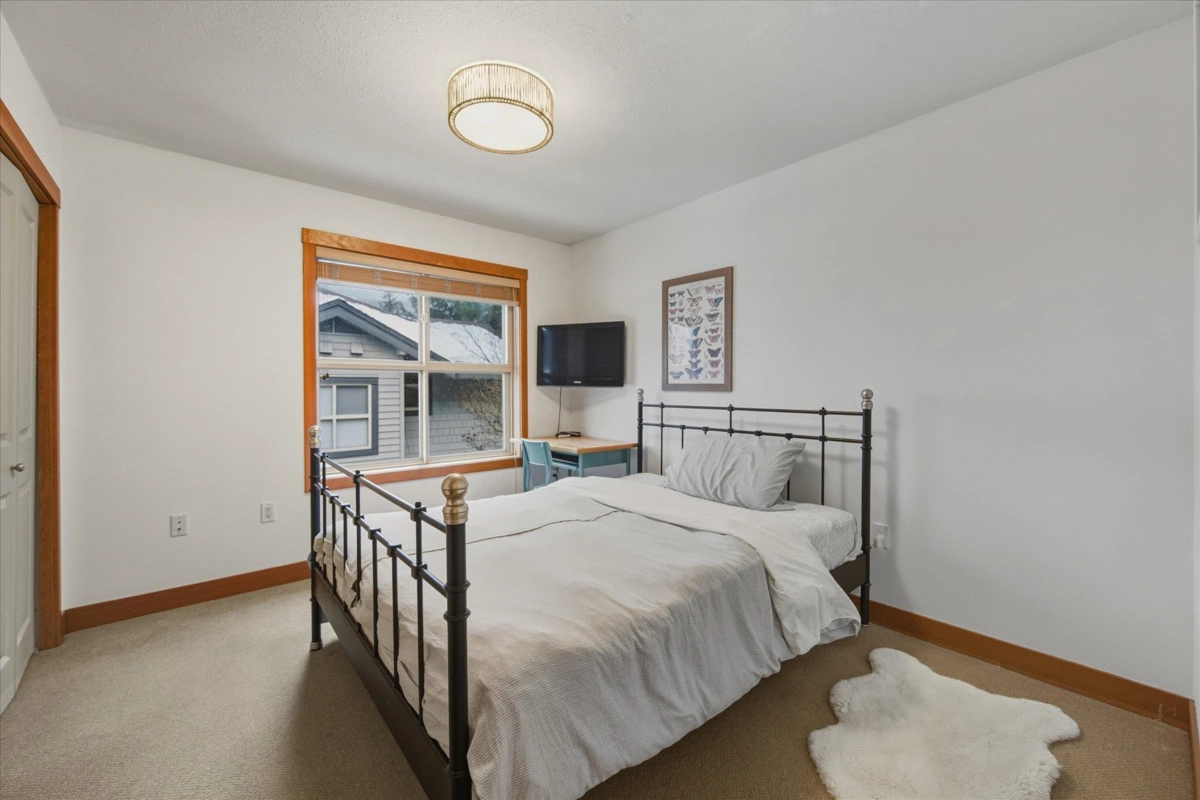 Laundry Room Photo of 20 1530 Tynebridge Lane, Whistler, BC