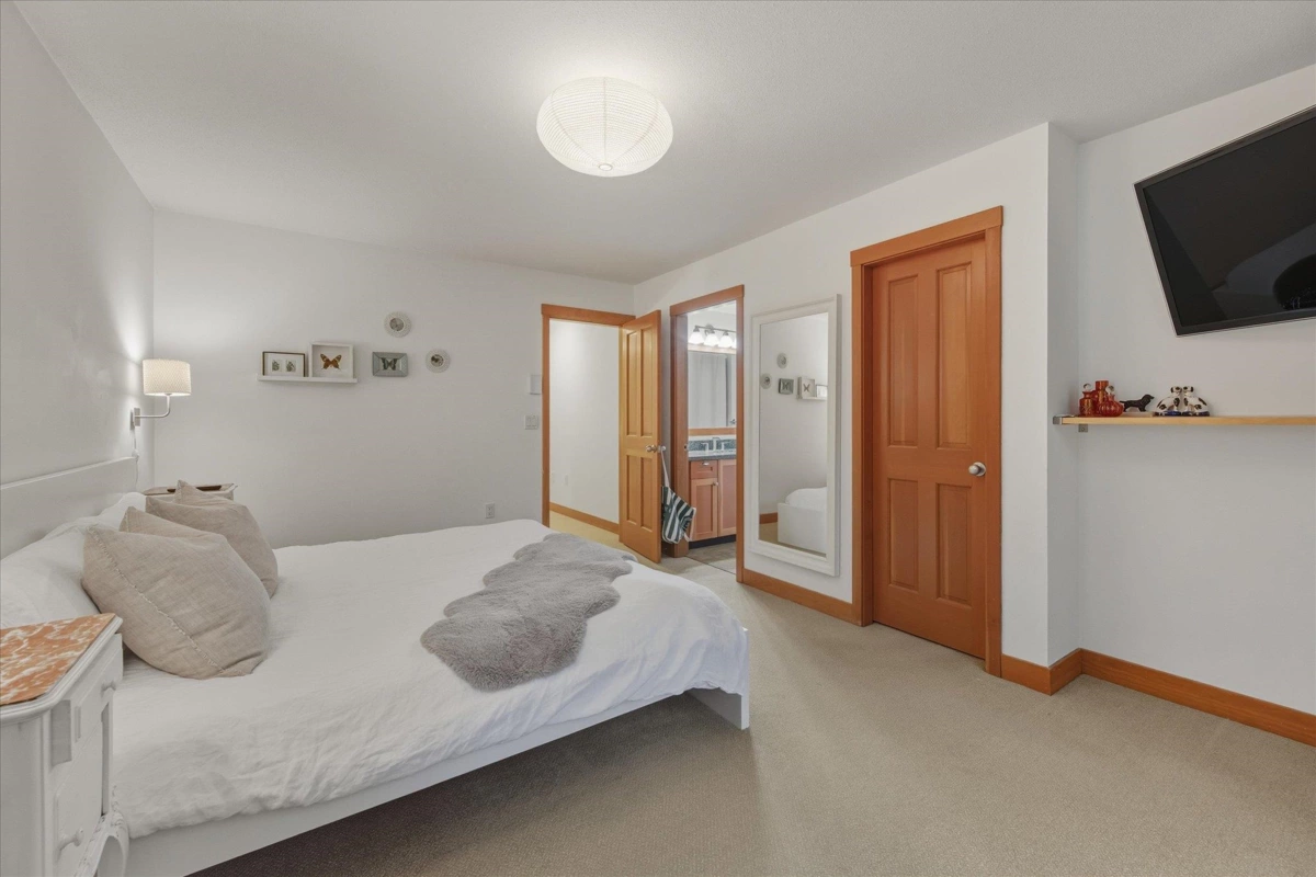 Staircase Photo of 20 1530 Tynebridge Lane, Whistler, BC