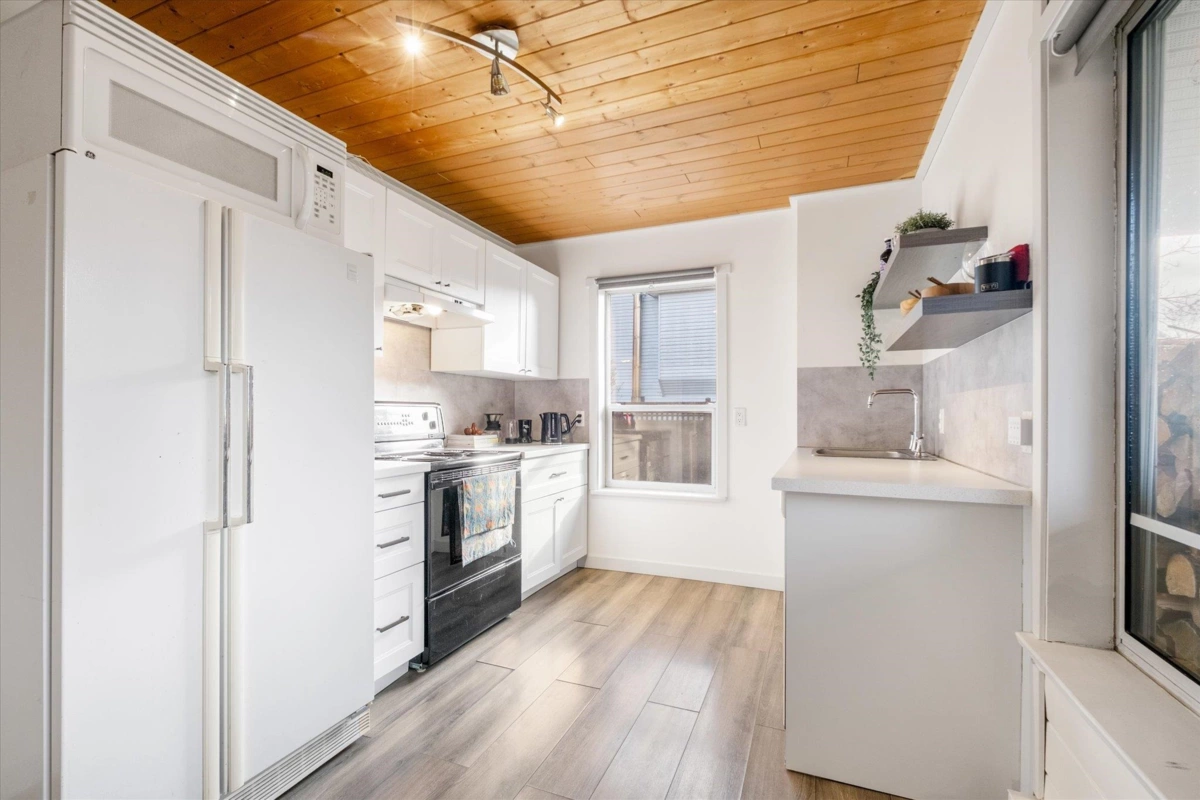 Outdoor Patio Photo of 7407 Harrow Road, Pemberton, BC