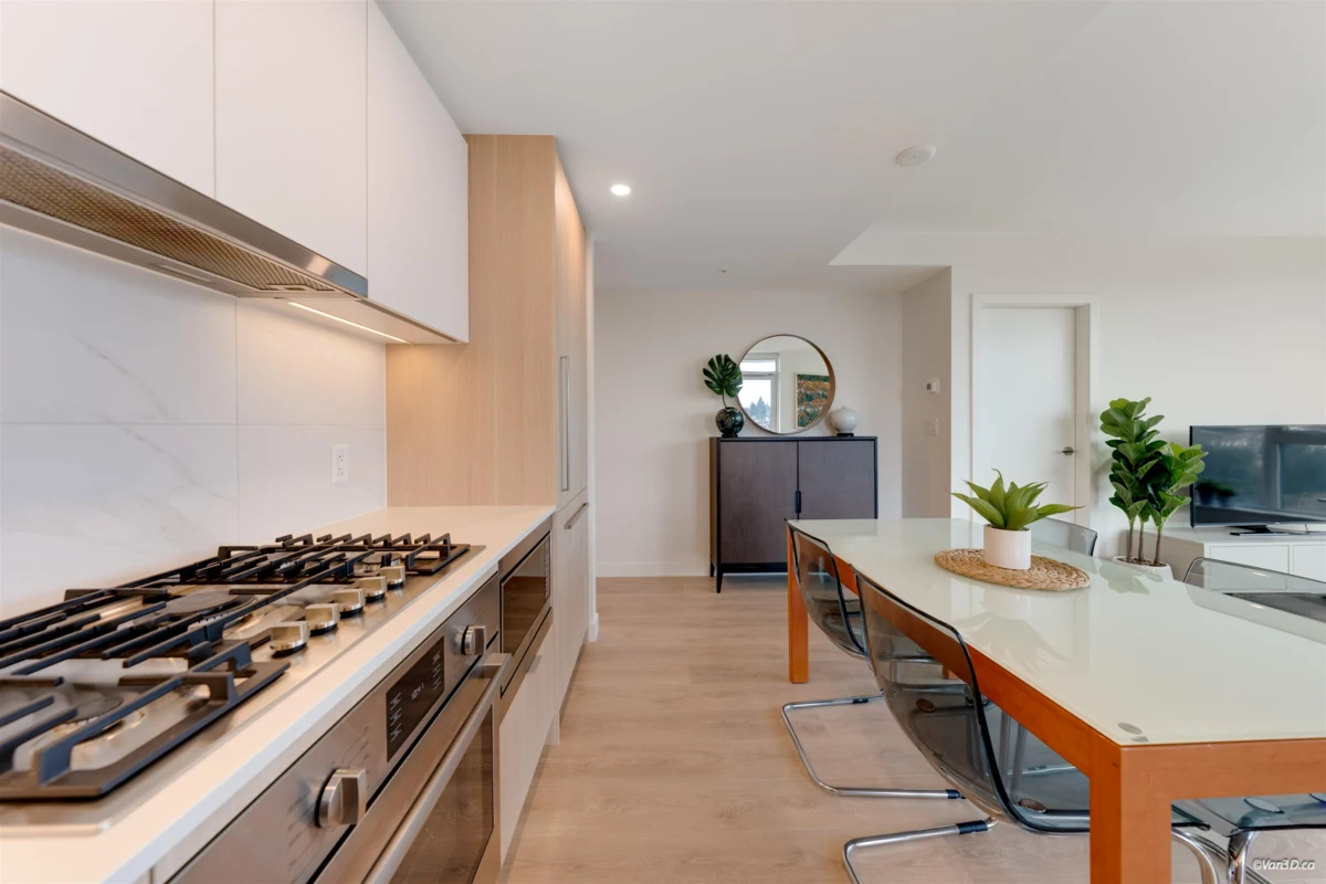 Primary Bathroom Photo of 1302 318 Alderson Avenue, Coquitlam, BC