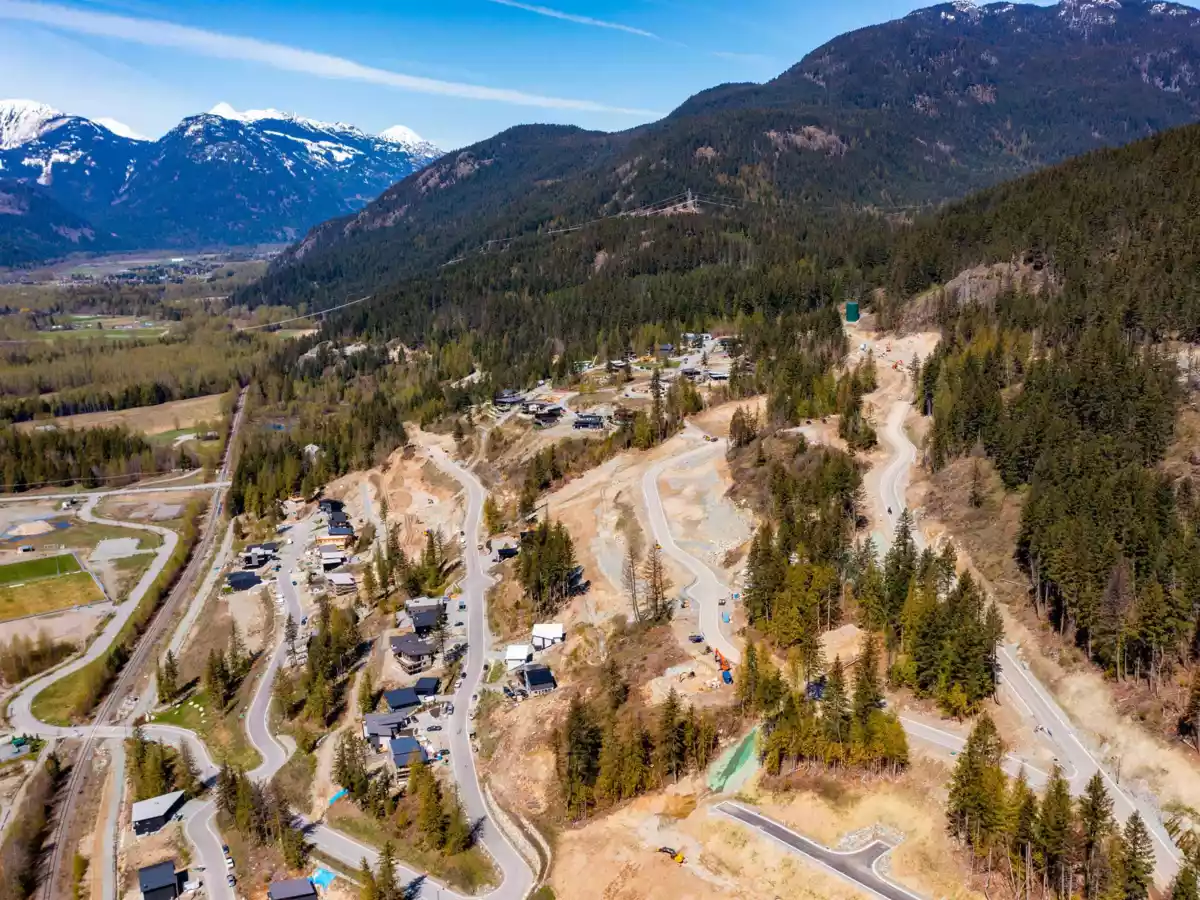 Breakfast Nook Photo of 8203 Merlot Peak Drive, Pemberton, BC