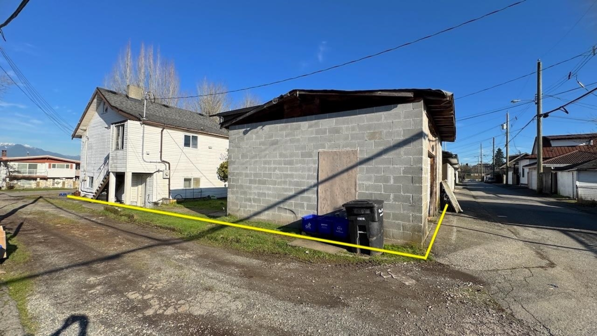 Pantry Photo of 3006 E 25th Avenue, Vancouver, BC