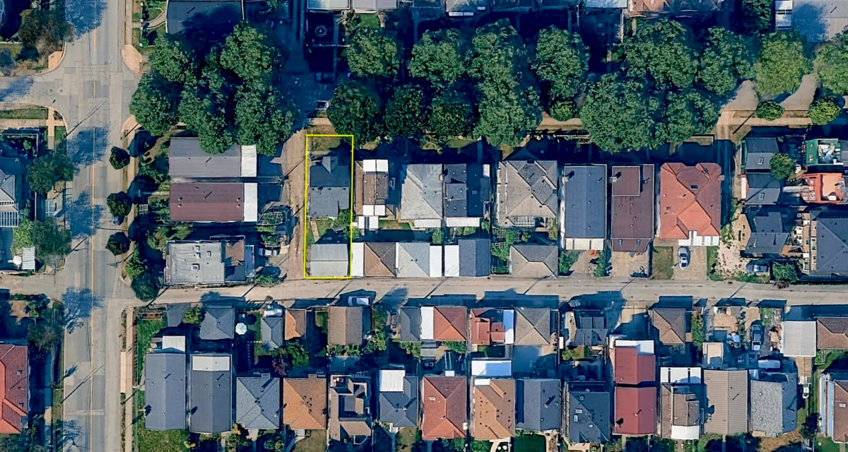 Walk-In Closet Photo of 3006 E 25th Avenue, Vancouver, BC