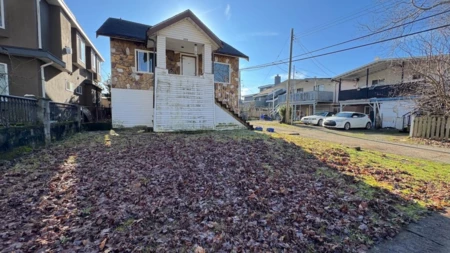 3006 E 25th Avenue, Vancouver, BC, Vancouver — Single Family Residence for sale