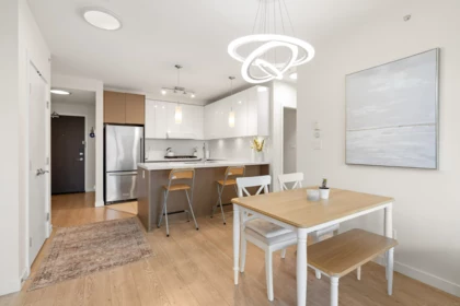 Kitchen Island Photo of 2601 3080 Lincoln Avenue, Coquitlam, BC