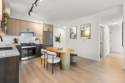 407 2002 St. George Street, Port Moody, BC